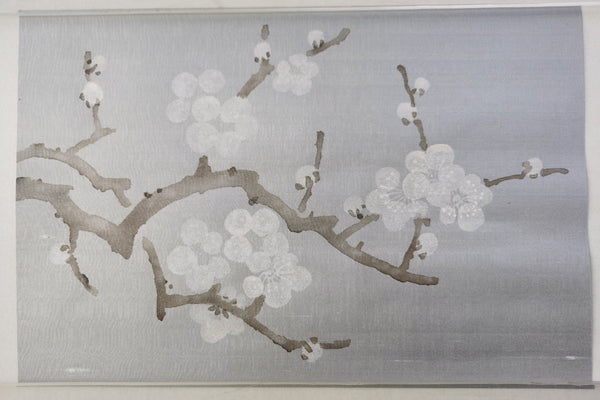 G-018 SAMPLE in STOCK for Prunus in unconscious style on Silver Silk CS-53